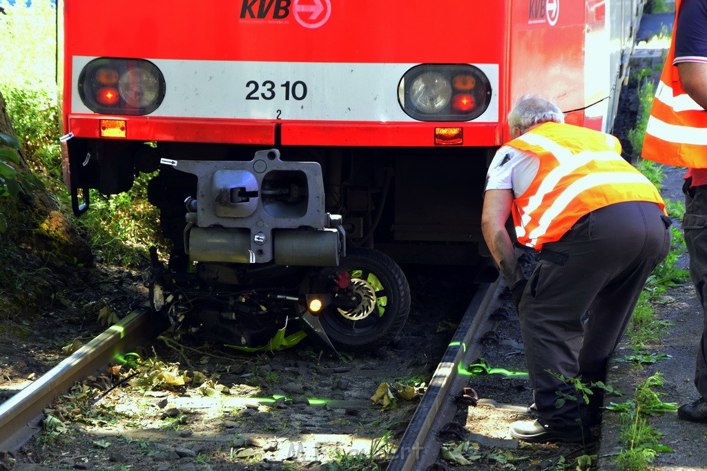 VU Roller KVB Bahn Koeln Luxemburgerstr Neuenhoefer Allee P074.JPG - Miklos Laubert